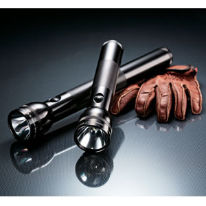 MAG-LITE3W�����O���C�tLED���C�g